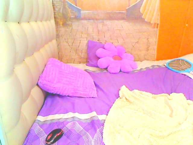 HOTLILLIE live webcam show