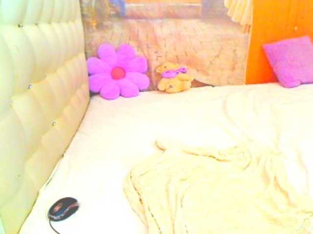 HOTLILLIE — live female cam