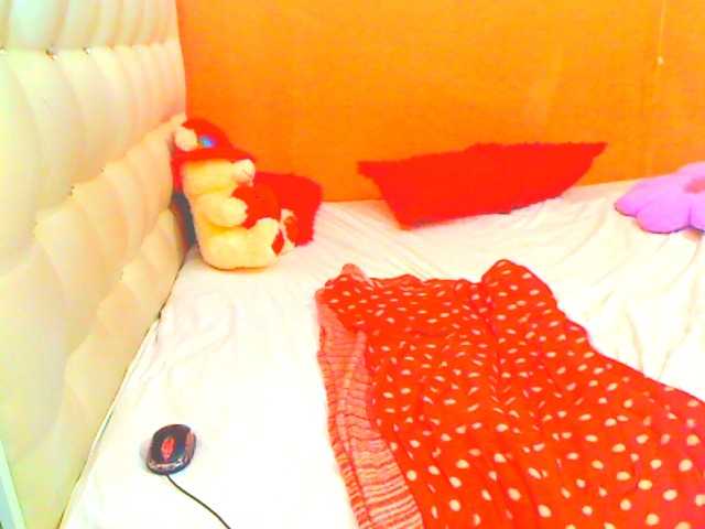 HOTLILLIE live cam on BongaCams