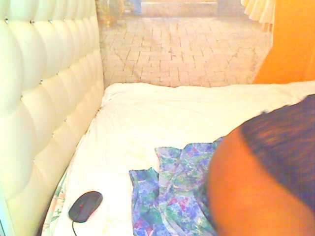 HOTLILLIE live cam on BongaCams