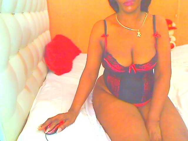 HOTLILLIE live cam on BongaCams