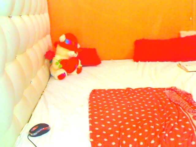 HOTLILLIE live cam on BongaCams