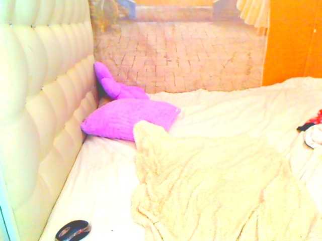 HOTLILLIE live webcam show