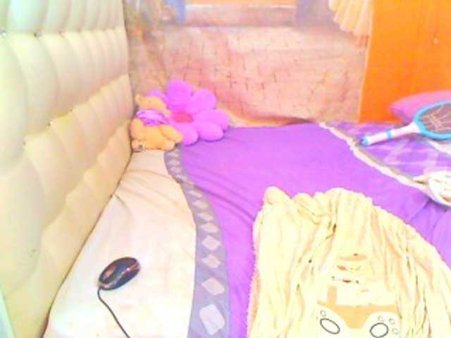 HOTLILLIE live cam on BongaCams