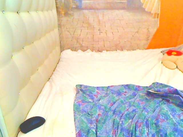 HOTLILLIE live cam on BongaCams