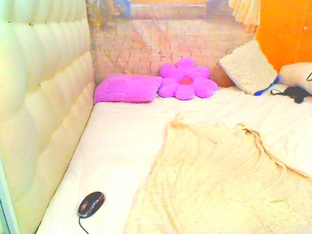 HOTLILLIE live cam on BongaCams