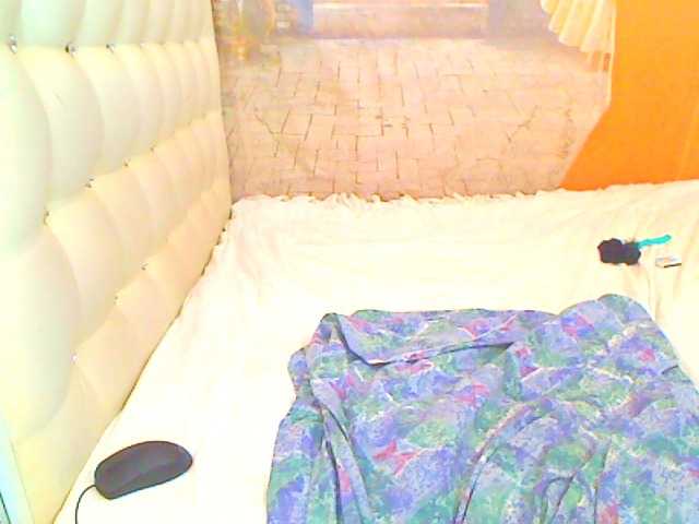 HOTLILLIE live cam on BongaCams