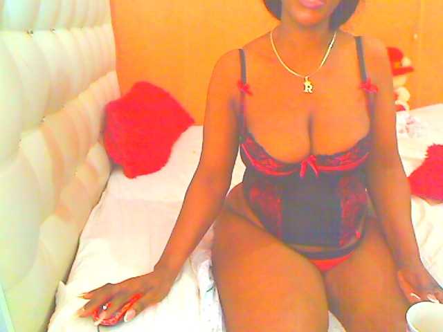 HOTLILLIE live cam on BongaCams