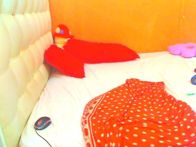 HOTLILLIE live cam on BongaCams