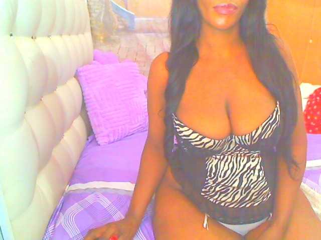 HOTLILLIE live webcam show