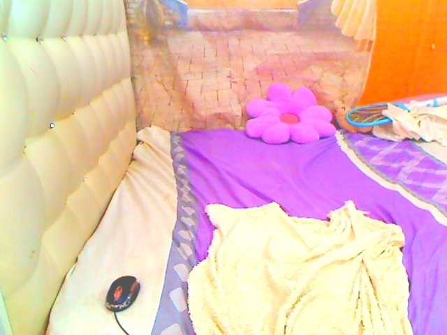 HOTLILLIE live cam on BongaCams