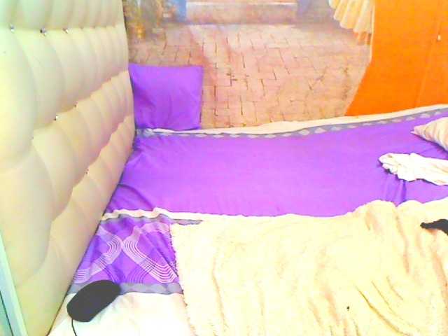 HOTLILLIE live cam on BongaCams