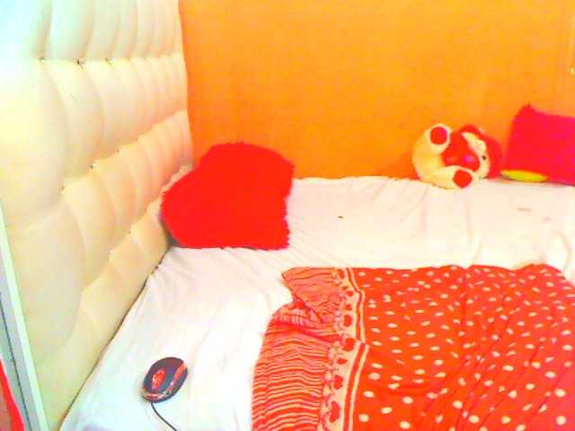 HOTLILLIE live cam on BongaCams