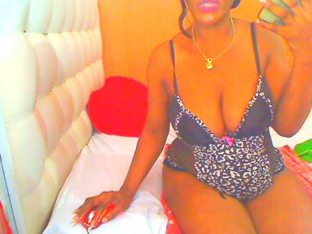 HOTLILLIE live cam on BongaCams