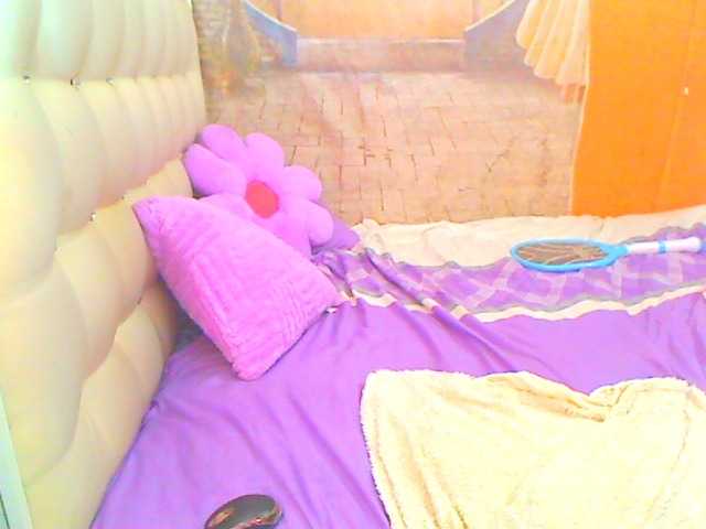 HOTLILLIE live webcam show