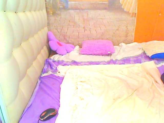 HOTLILLIE live cam on BongaCams