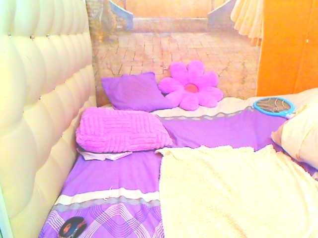 HOTLILLIE live cam