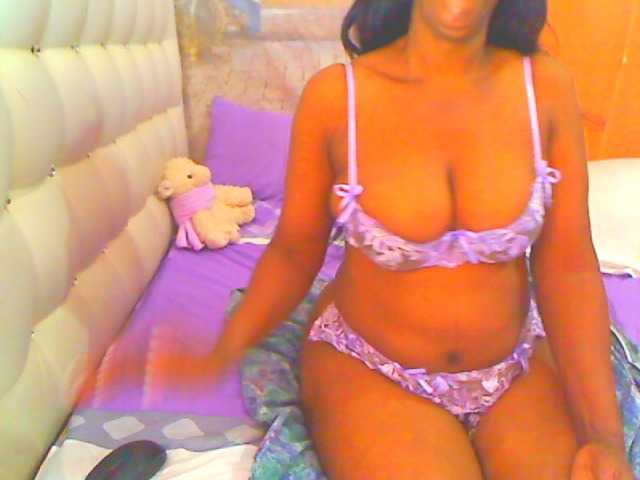 HOTLILLIE webcam