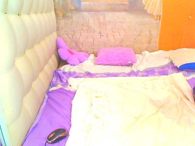 HOTLILLIE live cam on BongaCams