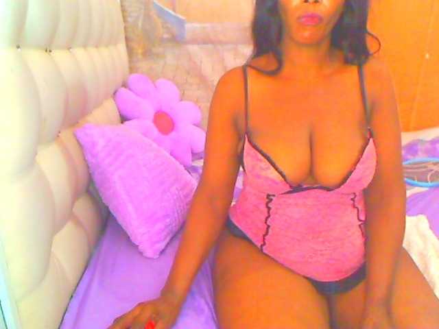 HOTLILLIE live webcam show