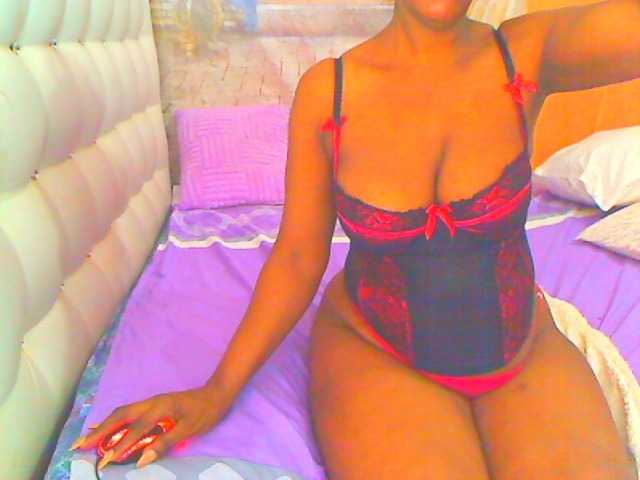 HOTLILLIE live cam on BongaCams