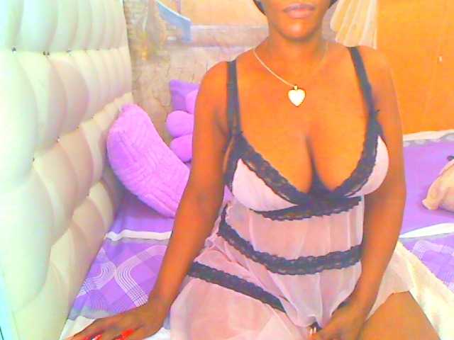 HOTLILLIE live webcam show