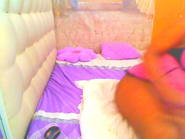 HOTLILLIE live cam on BongaCams