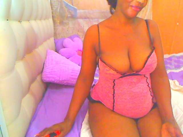 HOTLILLIE Cam en direct sur BongaCams
