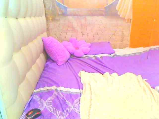 HOTLILLIE webcam