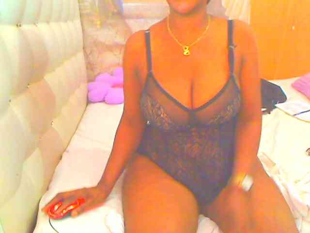 HOTLILLIE webcam
