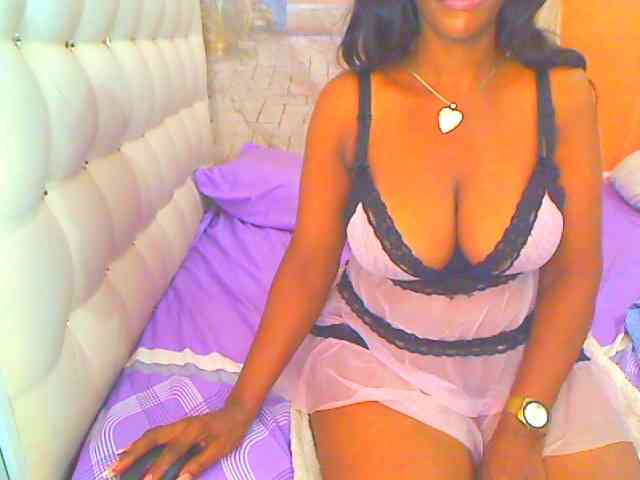 HOTLILLIE webcam