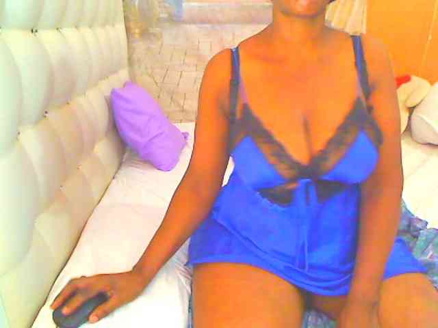 HOTLILLIE webcam