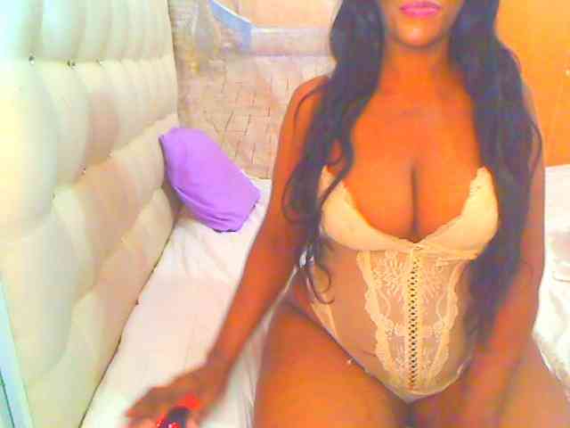 HOTLILLIE webcam