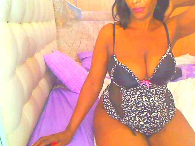 HOTLILLIE webcam
