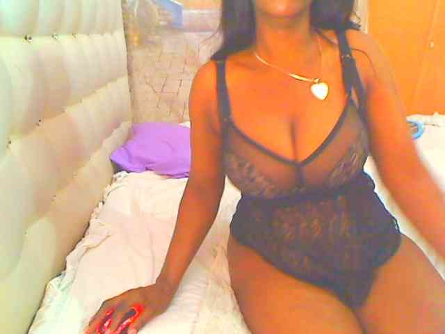 HOTLILLIE webcam