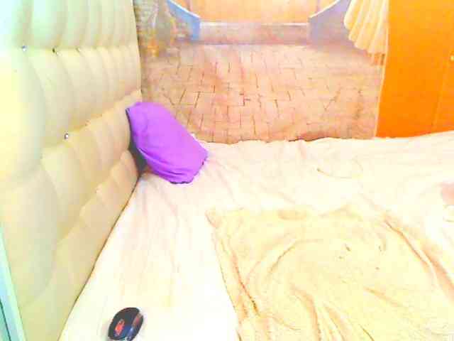 HOTLILLIE Sex Cam Show