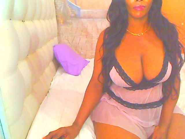 HOTLILLIE webcam