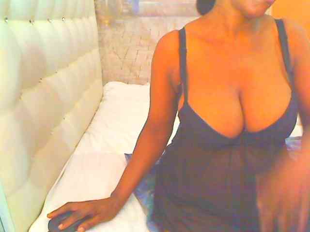 HOTLILLIE webcam