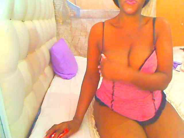 HOTLILLIE webcam