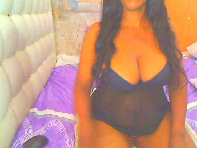 HOTLILLIE webcam
