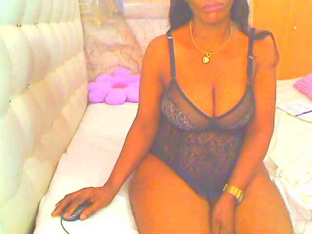 HOTLILLIE webcam