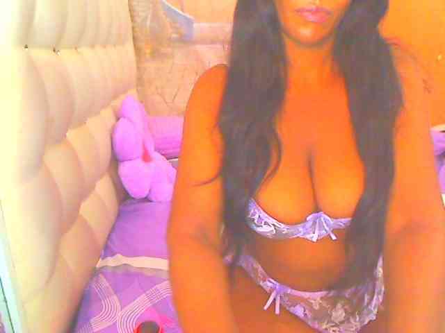 HOTLILLIE webcam