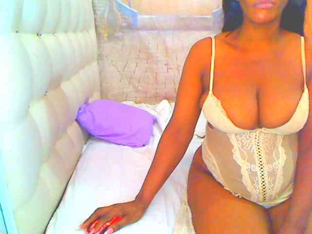 HOTLILLIE webcam