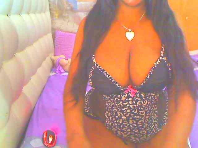 HOTLILLIE webcam