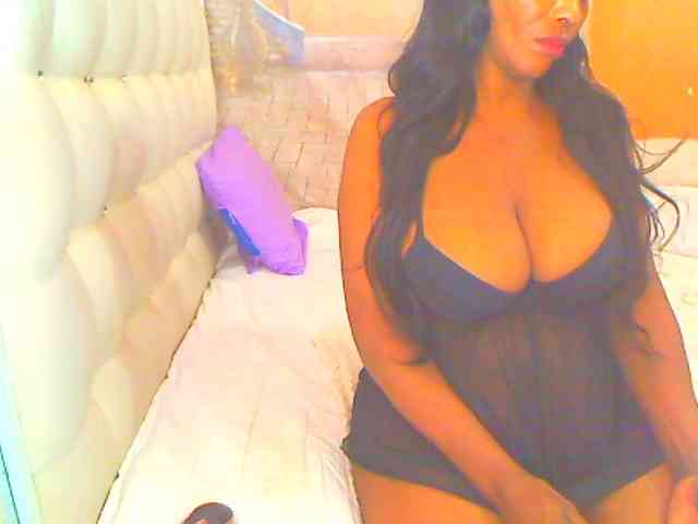 HOTLILLIE webcam