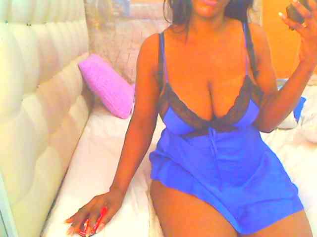 HOTLILLIE webcam