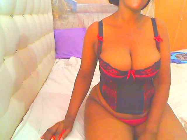 HOTLILLIE webcam