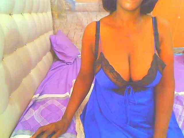 HOTLILLIE webcam