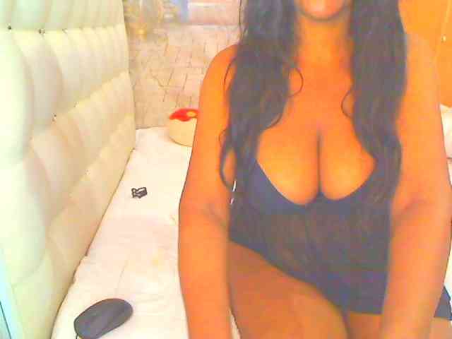 HOTLILLIE webcam