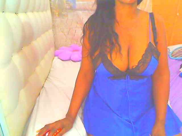 HOTLILLIE webcam